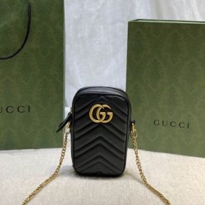 GG Marmont mini bag Black matelassé chevron leather - GB159
