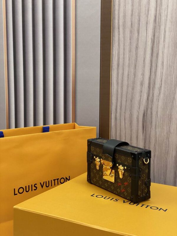Louis Vuitton Petite Malle Monogram Canvas Trunk Bag - LB098